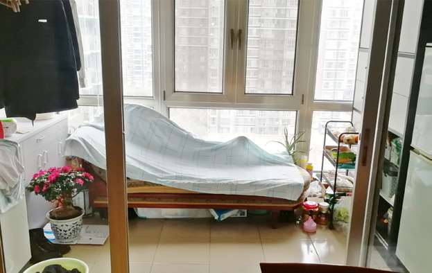 图6-36 服务案例 整理后客厅满足不同功能分区的需求