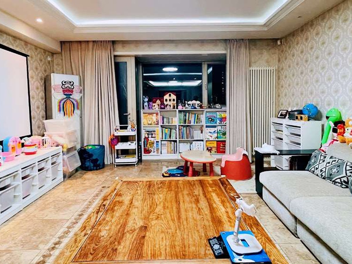 ▲图6-8b 服务案例 整理后客厅恢复了原本的功能
